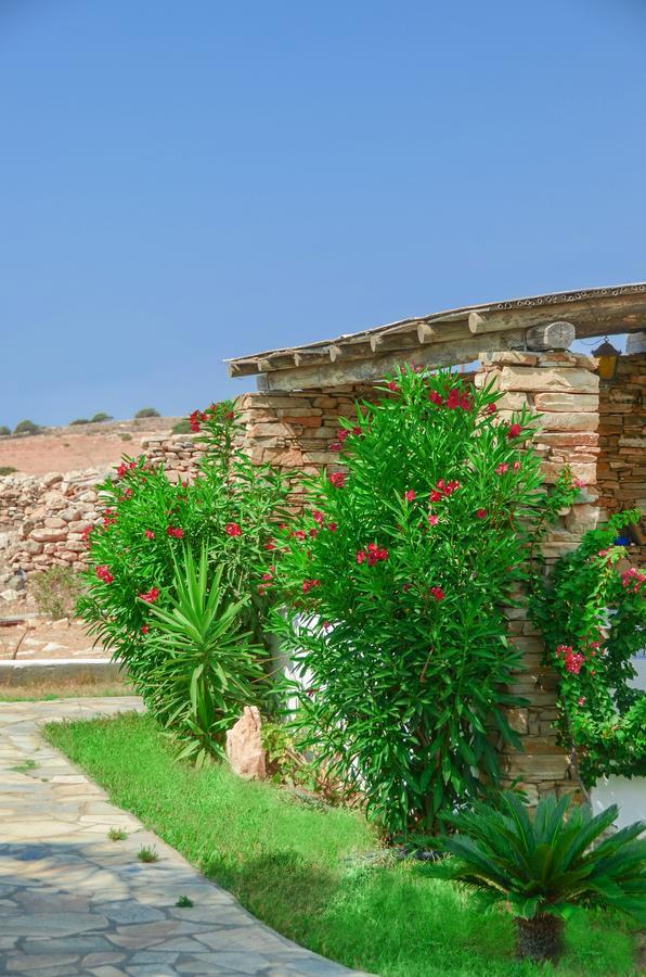 Skarmoutsos Studios Aliko Beach Exterior photo