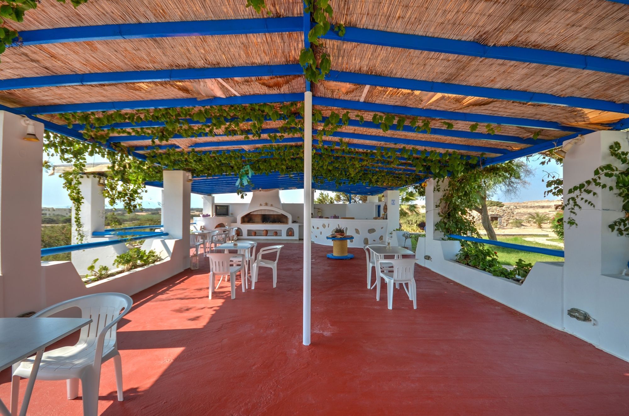 Skarmoutsos Studios Aliko Beach Exterior photo