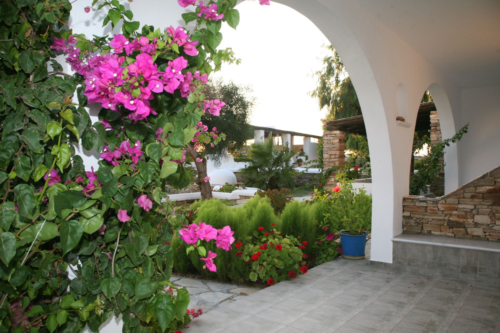 Skarmoutsos Studios Aliko Beach Exterior photo